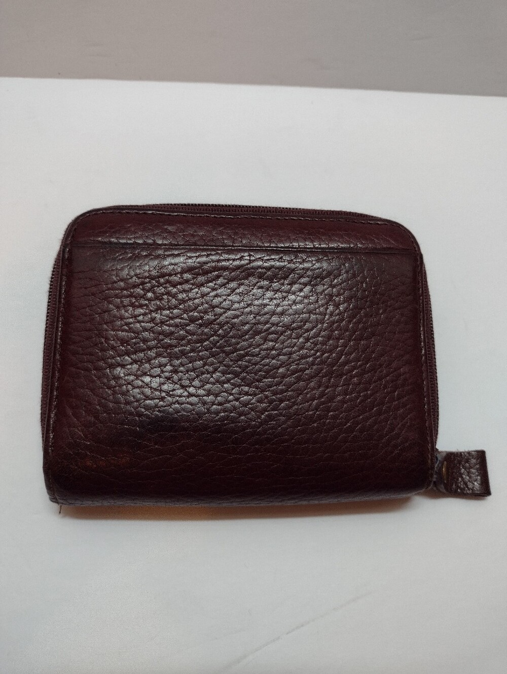 Etienne Aigner Genuine Leather Bi-Fold Wallet Oxblood Pebble Card Holder Logo - Picture 6 of 6